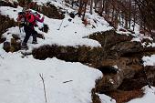 03_Si sale tra rocce e neve